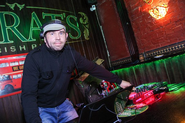 dj