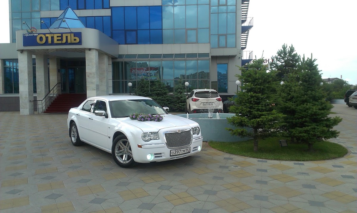 Chrysler 300C — кадр 3 из 18