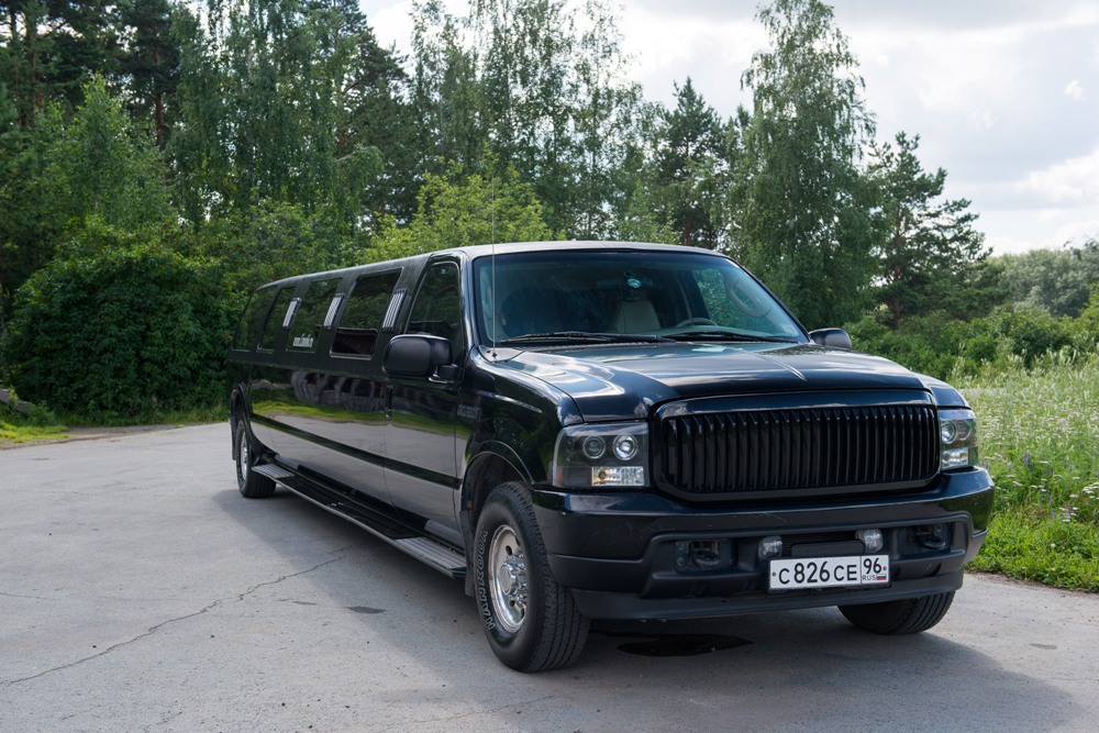 FORD EXCURSION