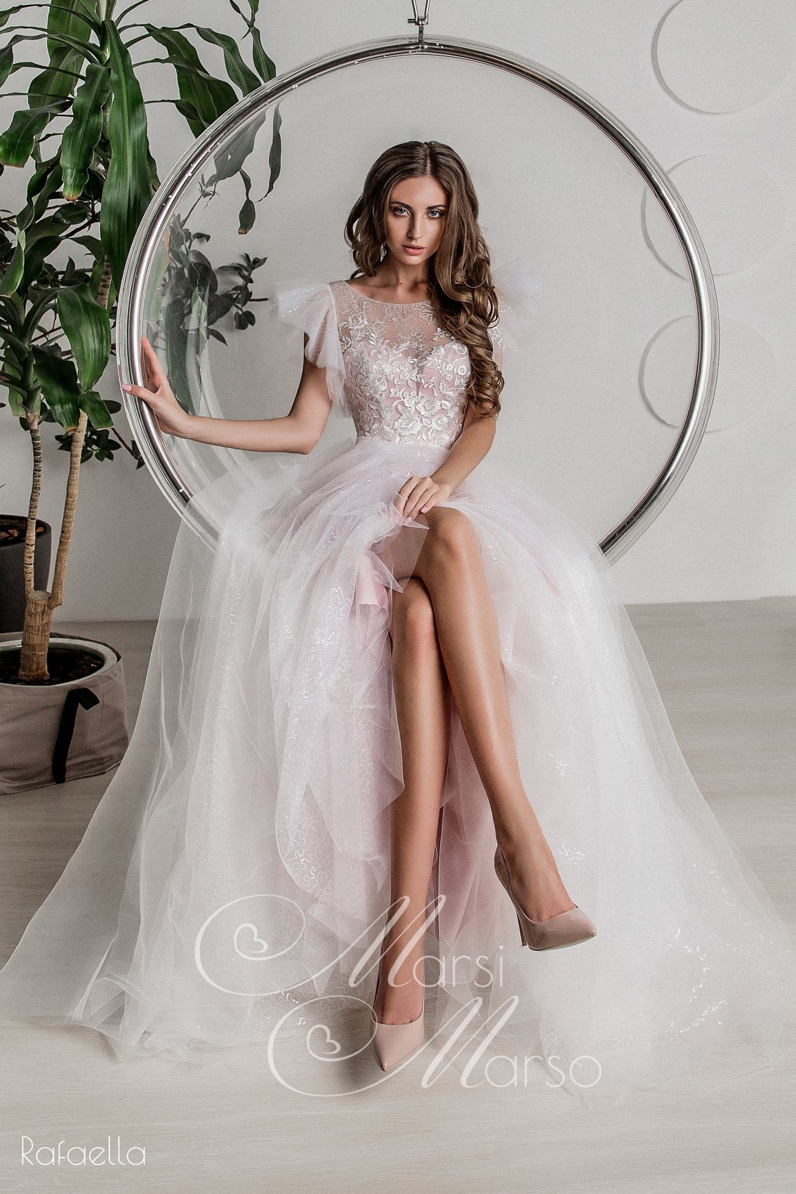 Rafaella — кадр 4 из 11