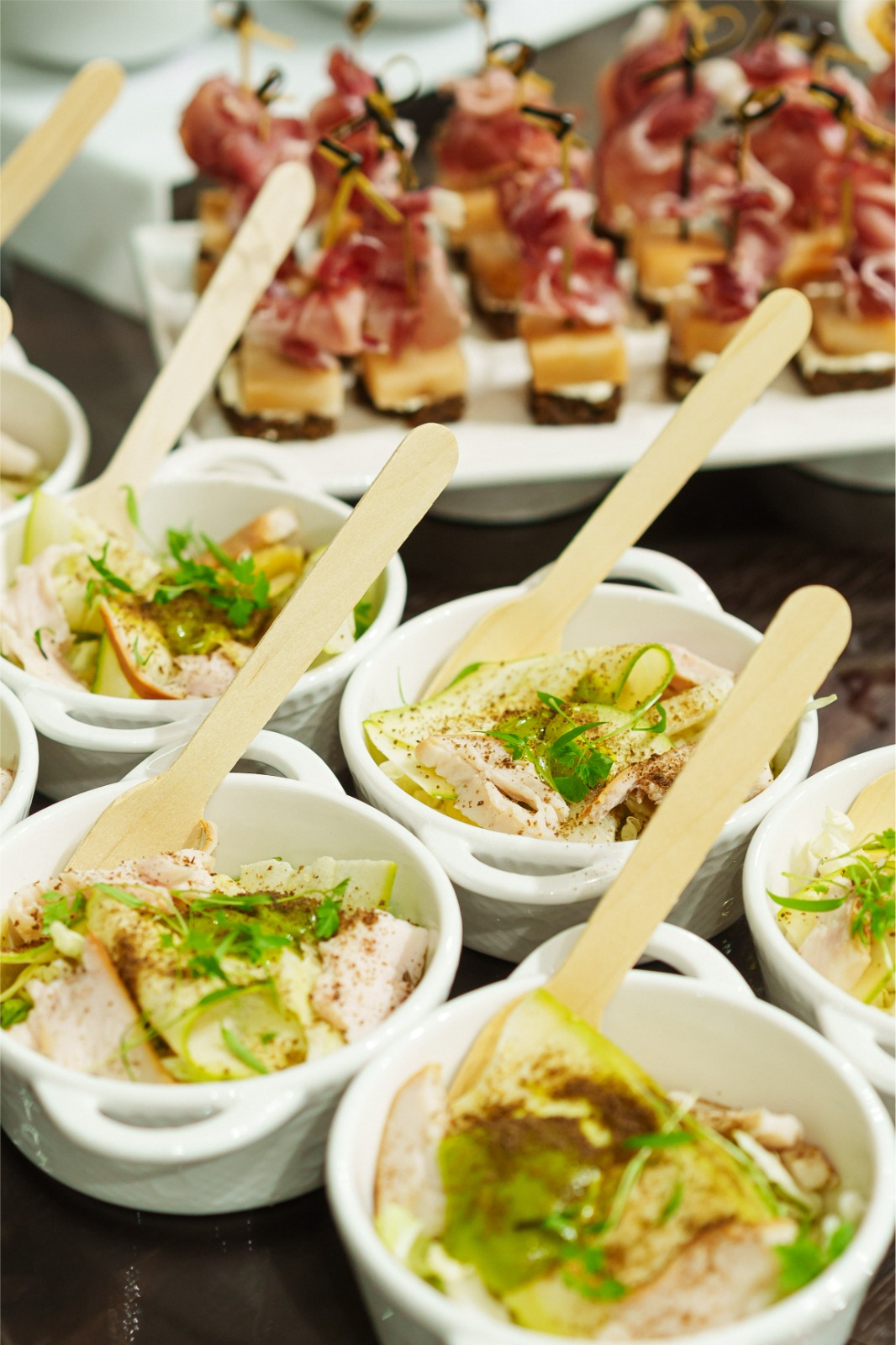 Catering, please — кадр 5 из 20