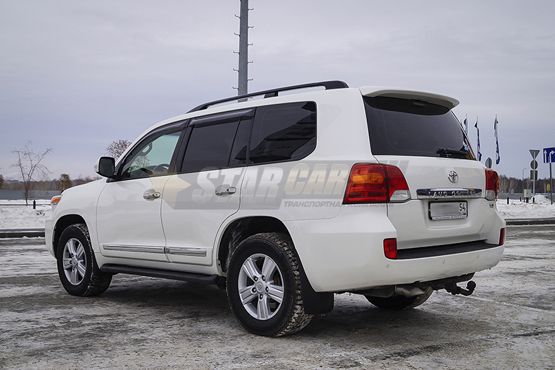 Toyota Land Cruiser 200 — кадр 4 из 5