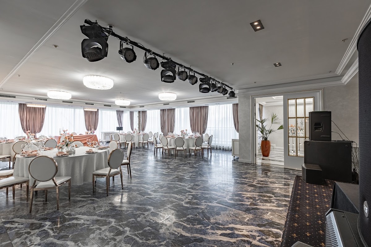 Гранат Hall — кадр 2 из 121