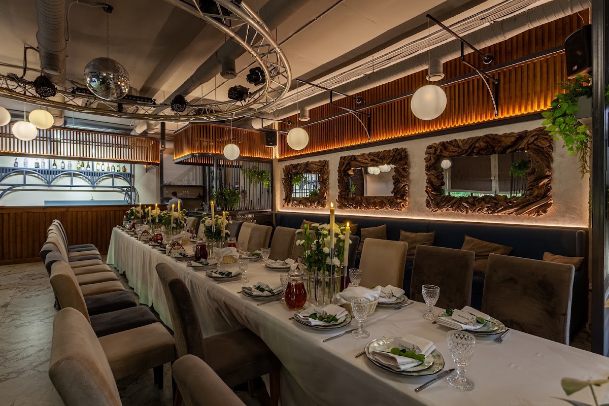 Зал Lounge