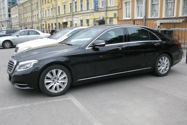 Mercedes 222 — кадр 2 из 3
