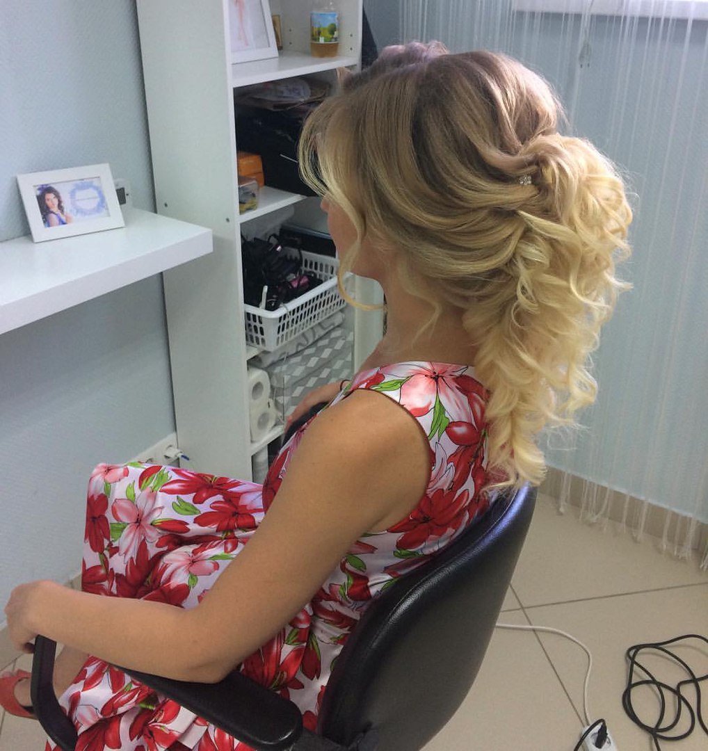 Instagram @hair_stylist_kate