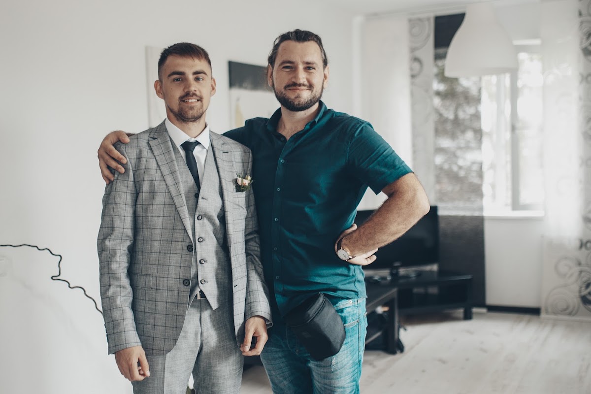 За кадром