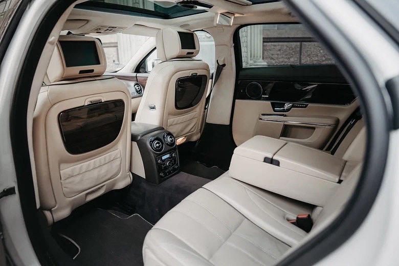 Jaguar XJ Long Luxury