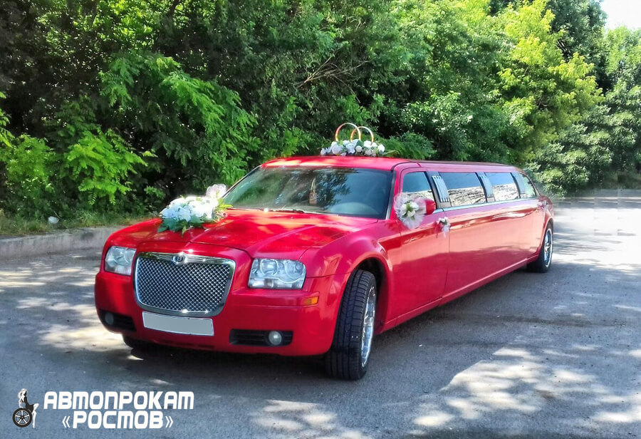 Лимузин Chrysler 300C RED