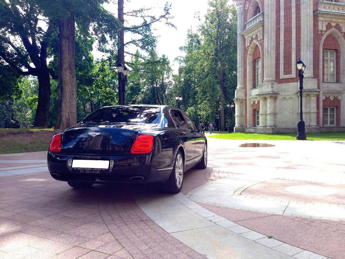 Bentley — кадр 2 из 8