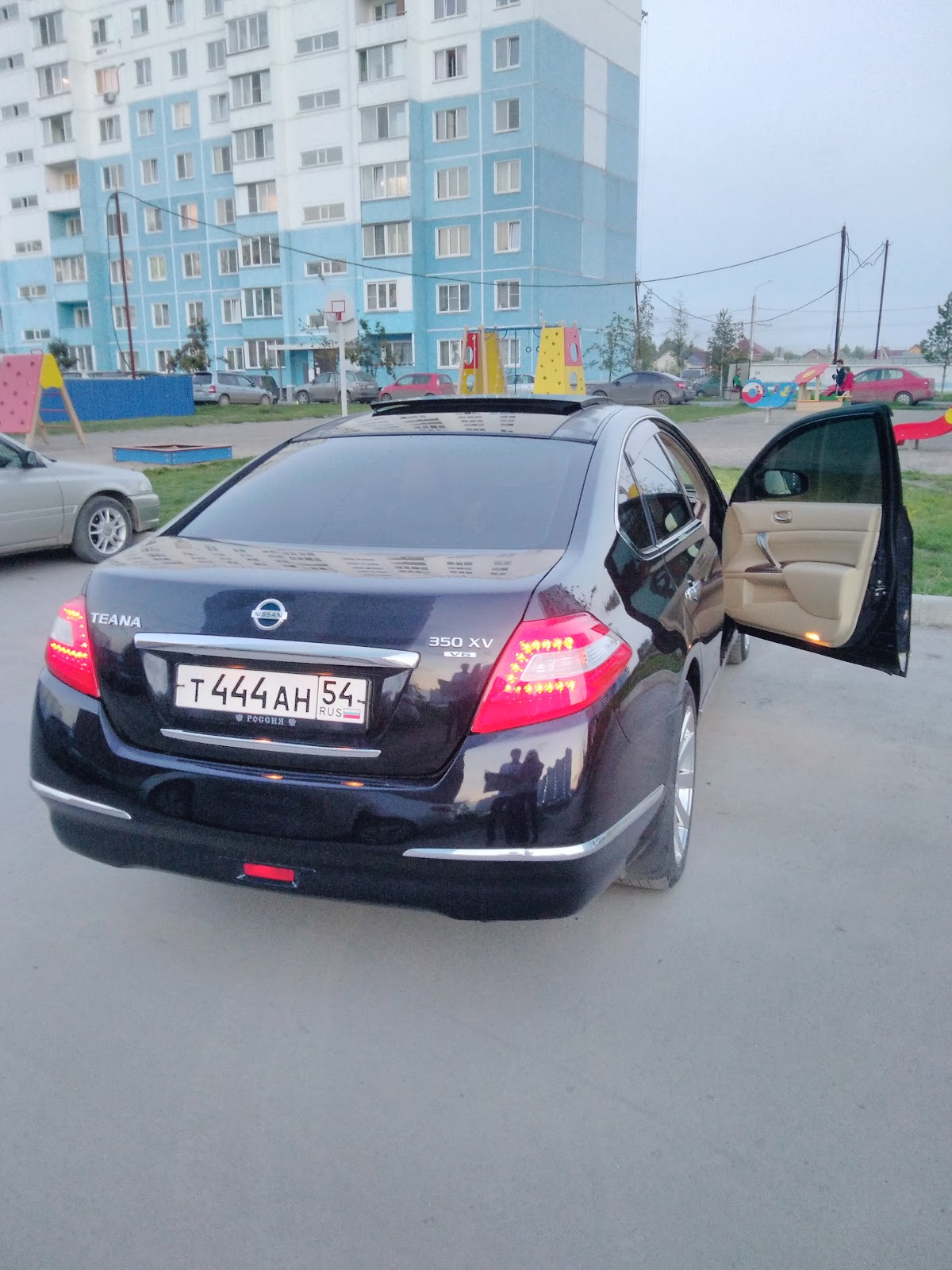 Nissan Teana — кадр 2 из 4