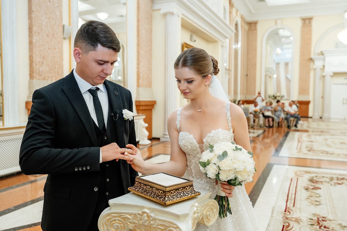 Полина и Александр