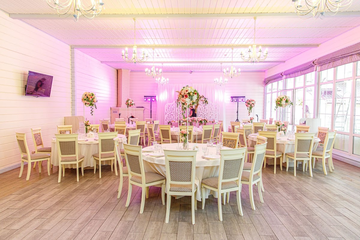 Организатор и декоратор - Ivory Wedding Studio