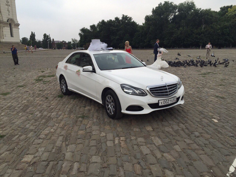Mercedes E212