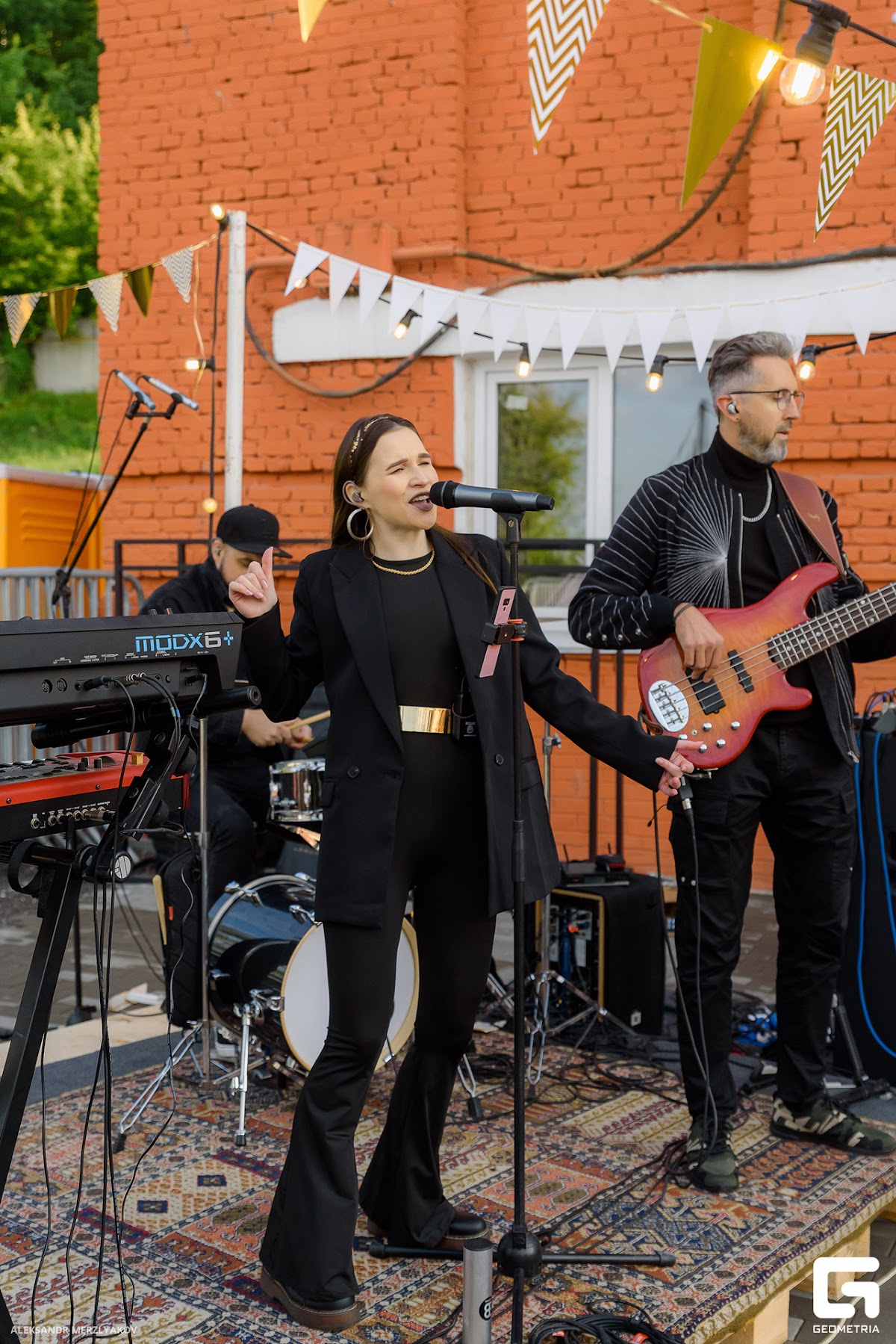 Кавер-группа Funkeys Music Band на винном фестивале Bigati