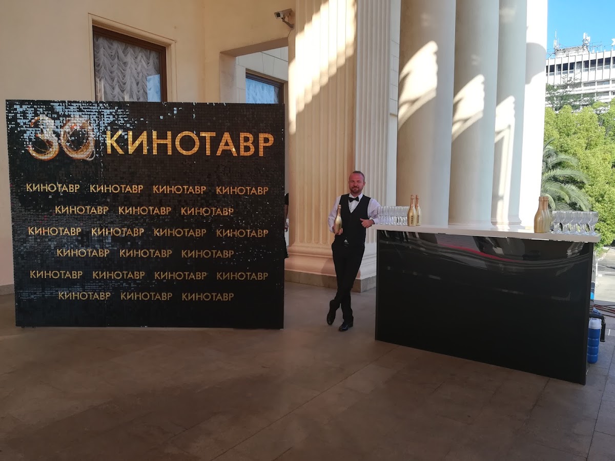 Фотографии