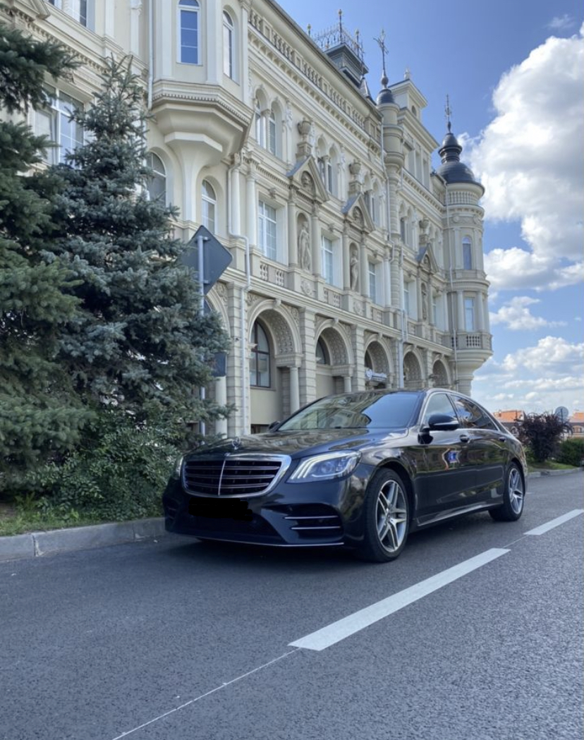 Mercedes-Benz S-Class W222