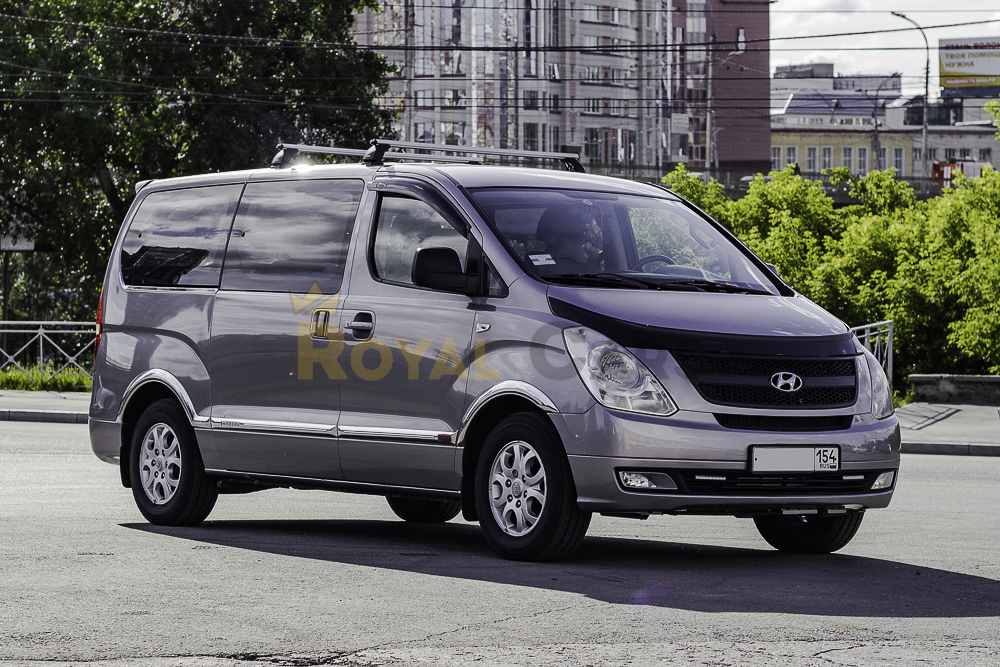 Hyundai Grand Starex Серебристый