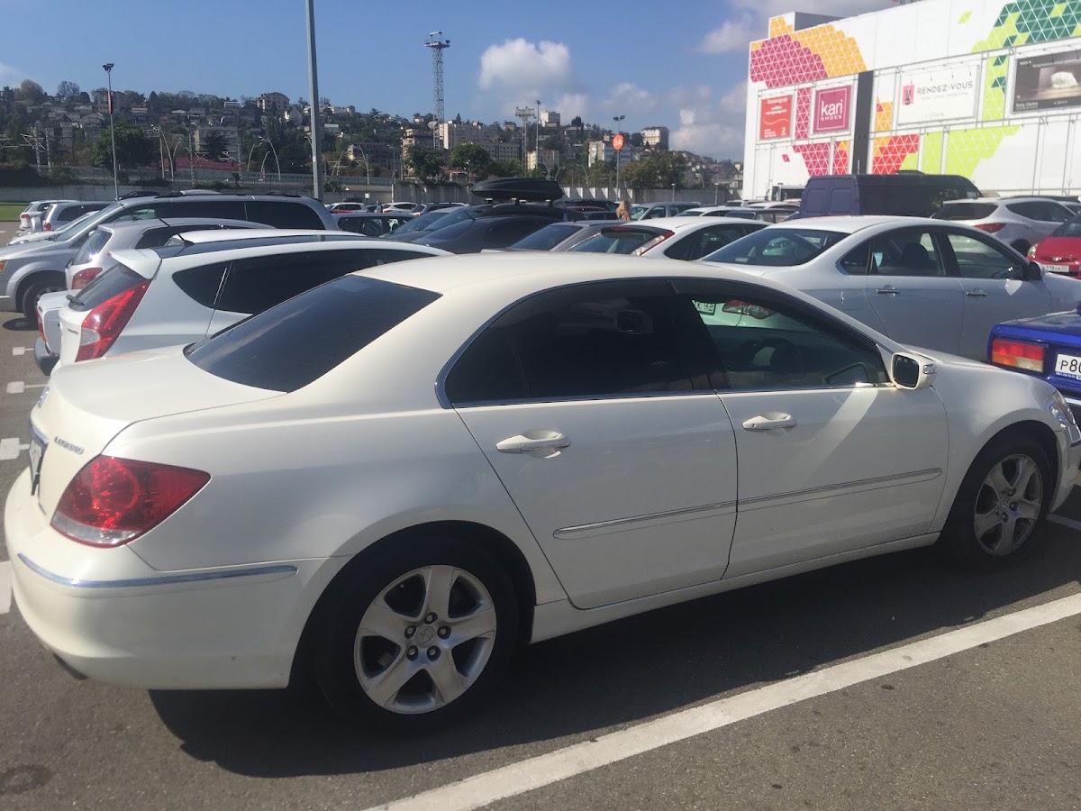 Honda Legend — кадр 2 из 5