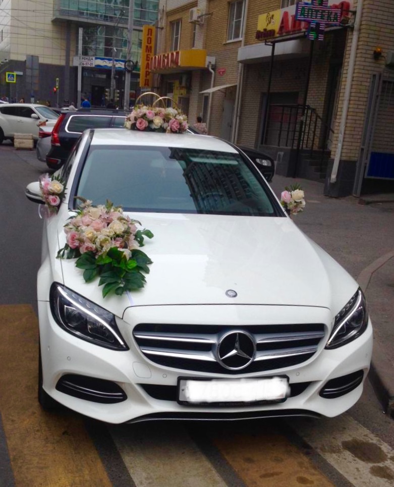 Mercedes-Benz — кадр 2 из 6