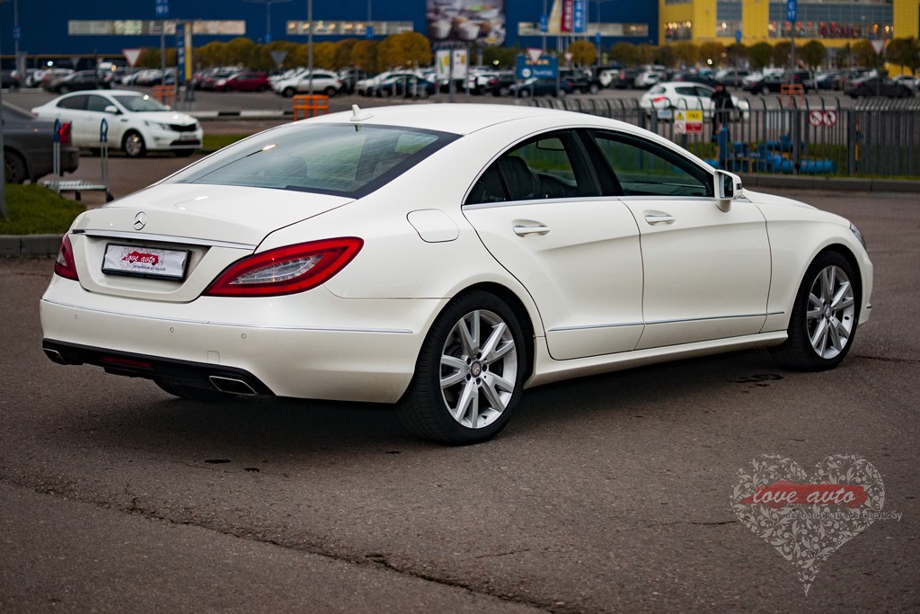 Mercedes-Benz CLS