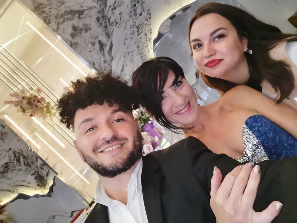 Вокальный дуэт ARTIE&TAINA