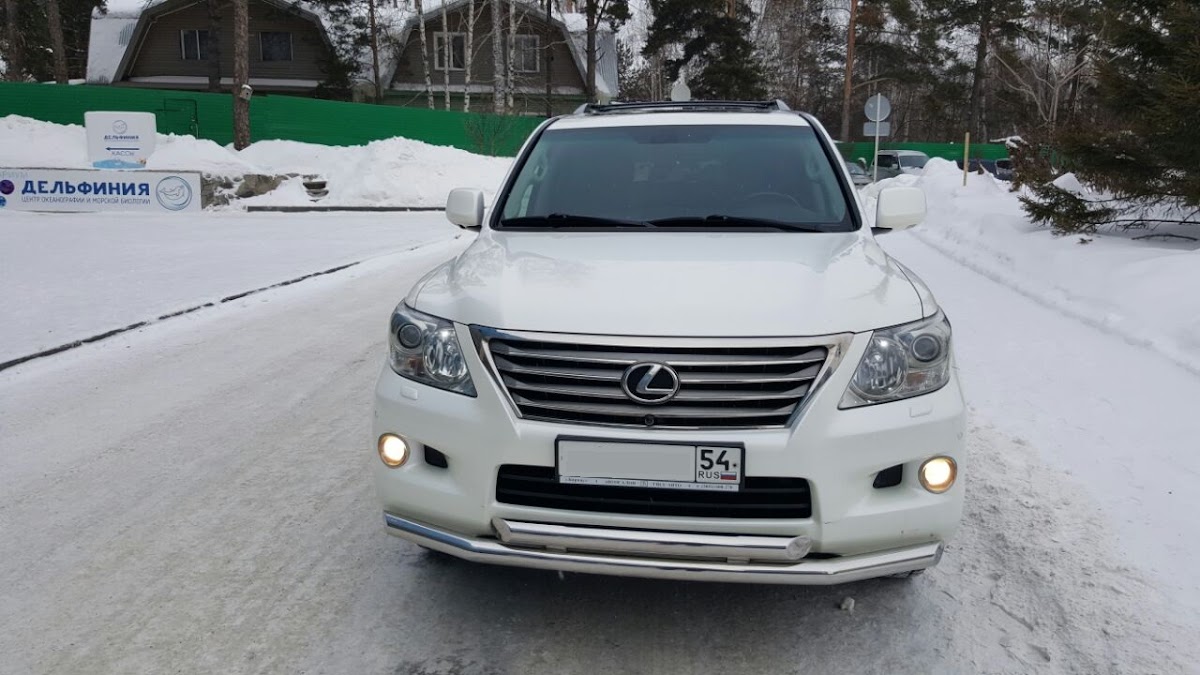 Лексус LX 570 — кадр 3 из 8