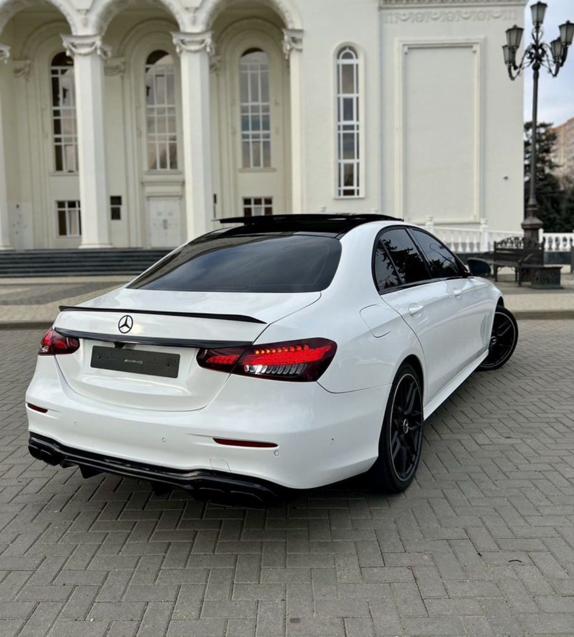 Mercedes-Benz E-class W213 — кадр 2 из 5