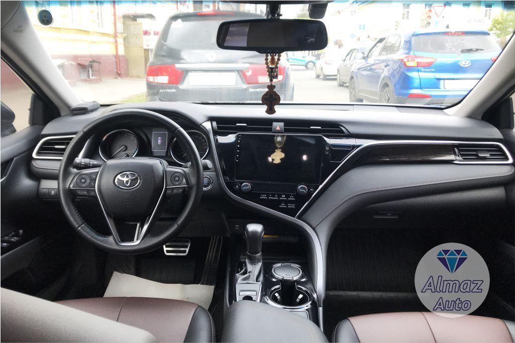 Toyota Camry XV70