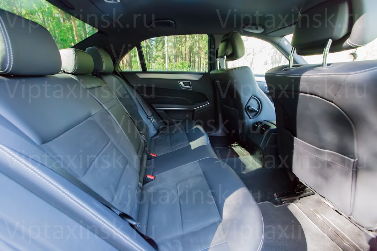 Mercedes-Benz E 212 AMG