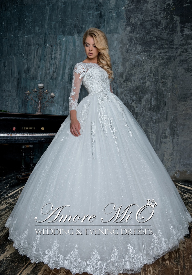 Авелина, шлейф — кадр 2 из 3