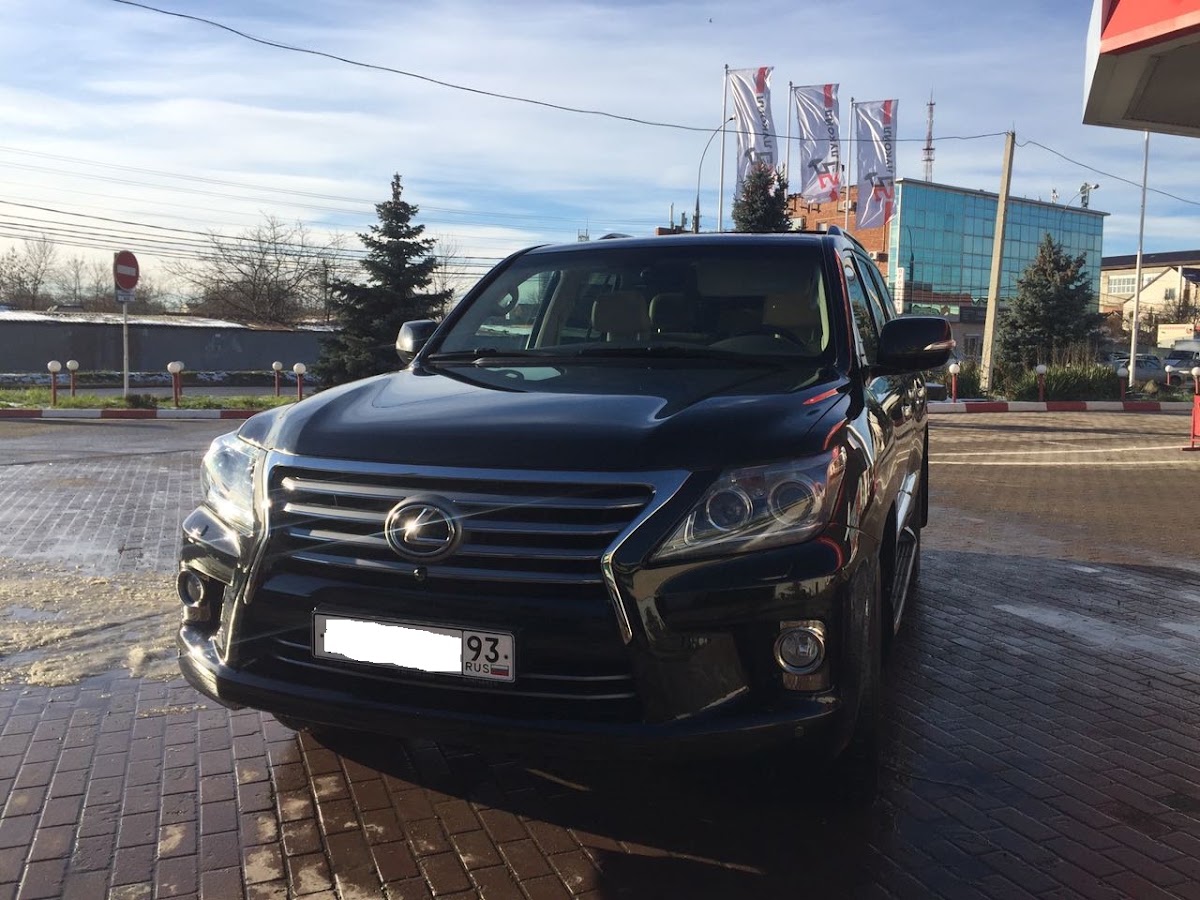 Лексус LX