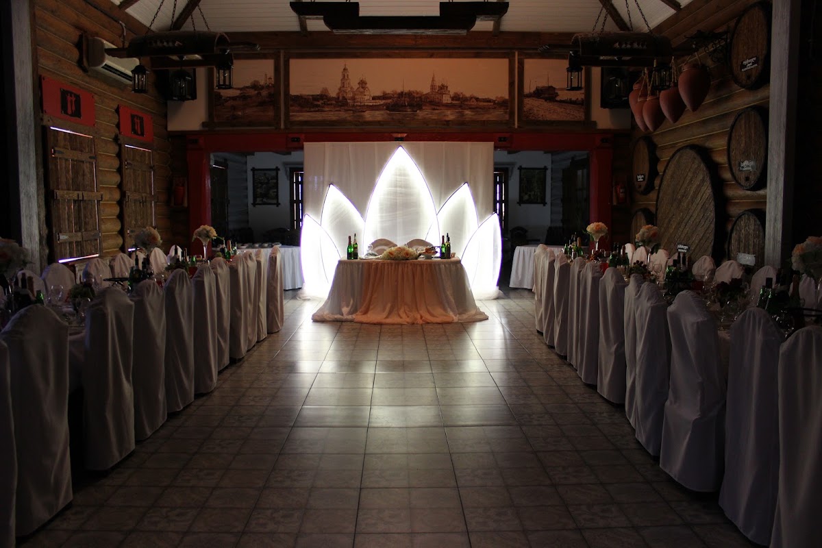 Wedding decor studio CONFETTI
