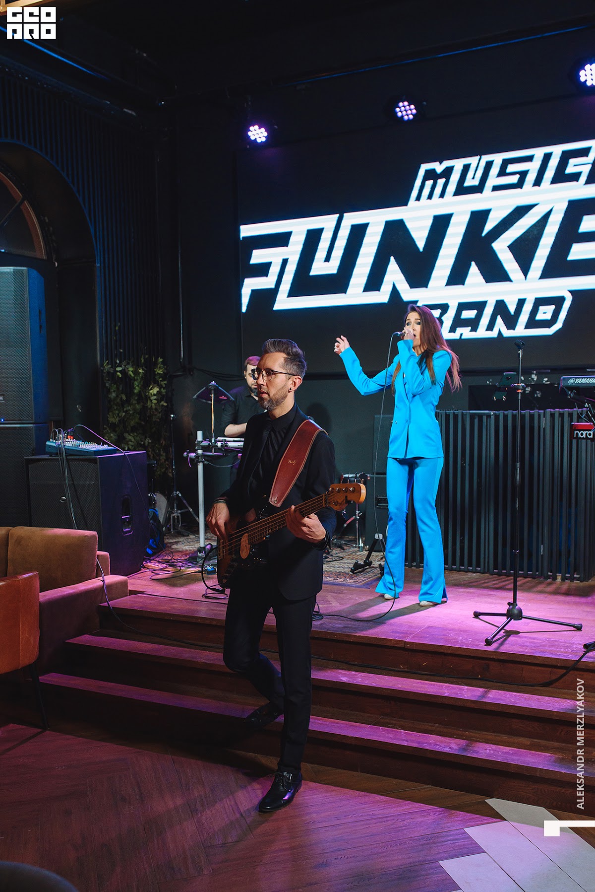 Кавер-группа на свадьбу Нижний Новгород Funkeys Music Band|Рождество в ресторане RIBS