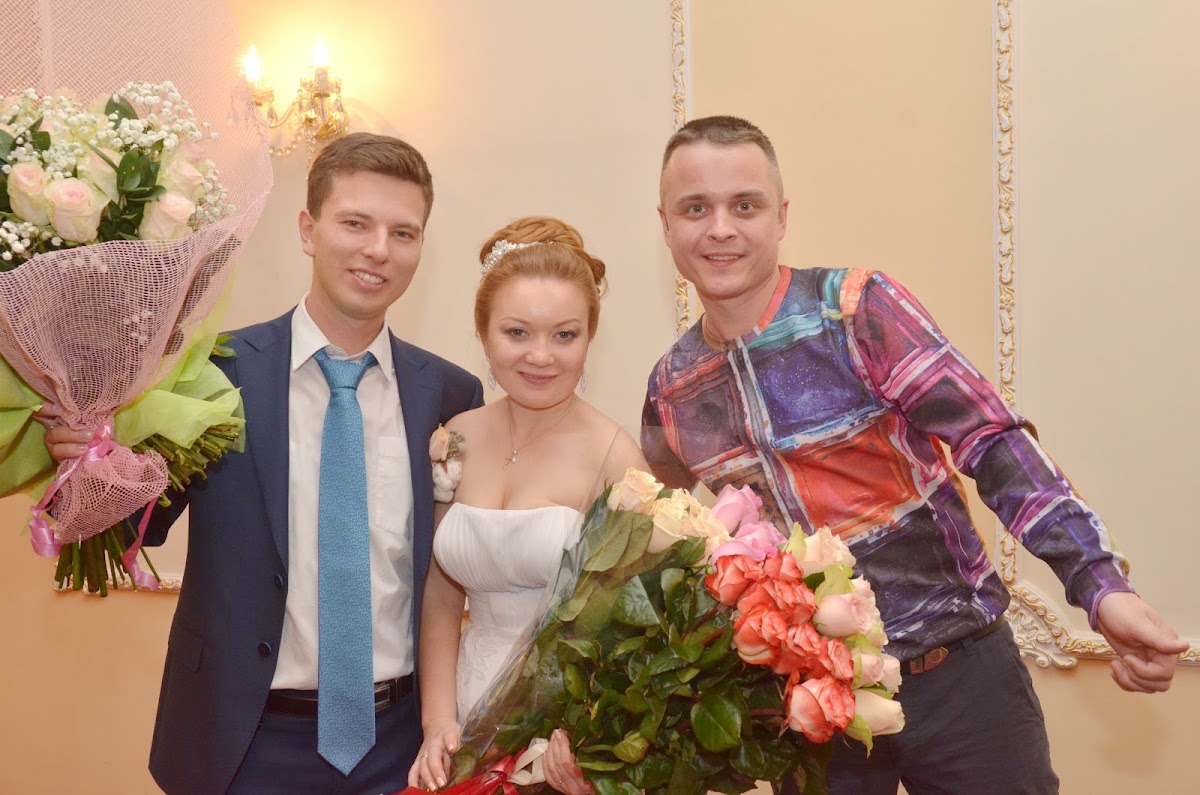 Я и молодожёны (Часть 1)