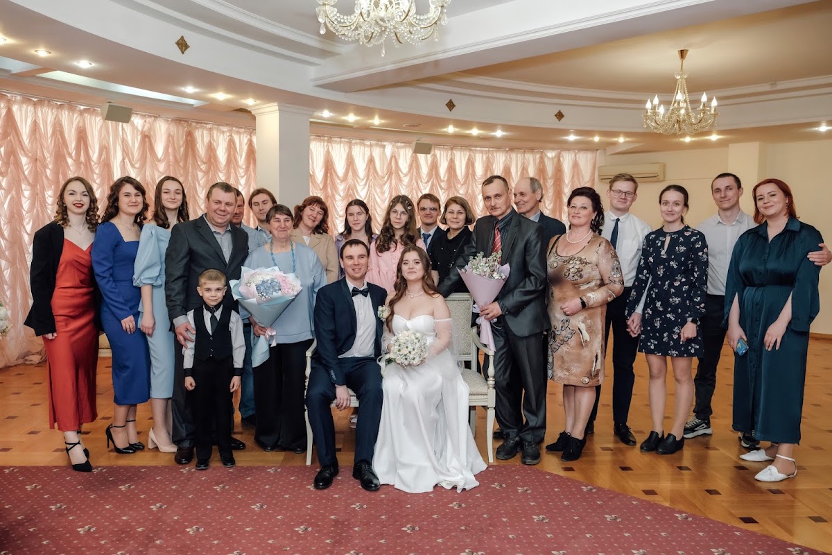 Отдел ЗАГС Ленинского района — кадр 3 из 2538
