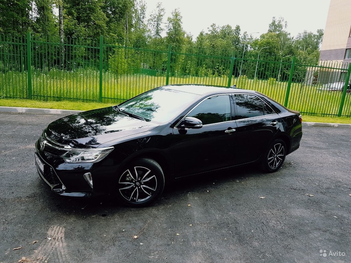 Toyota Camry Exclusive — кадр 4 из 6
