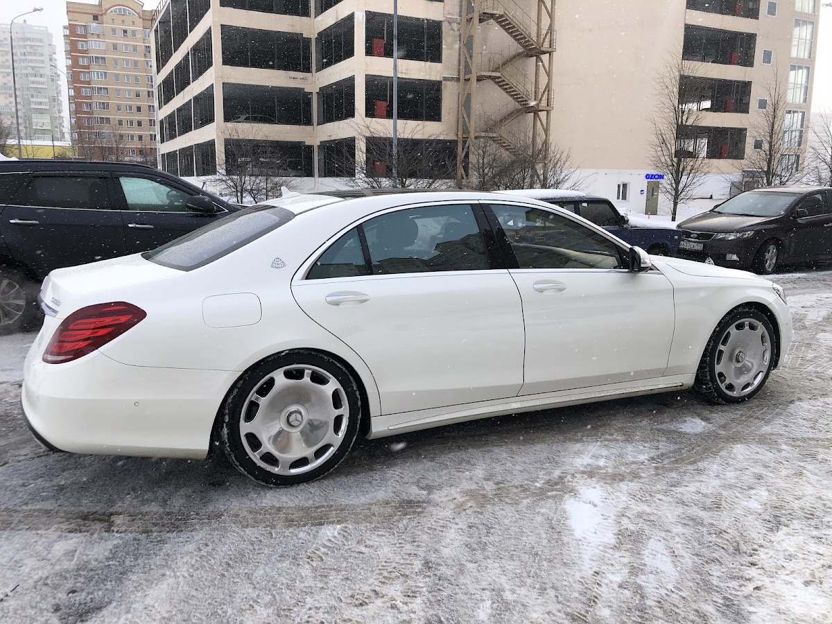 Mercedes-Benz S500 в комплектации Maybach