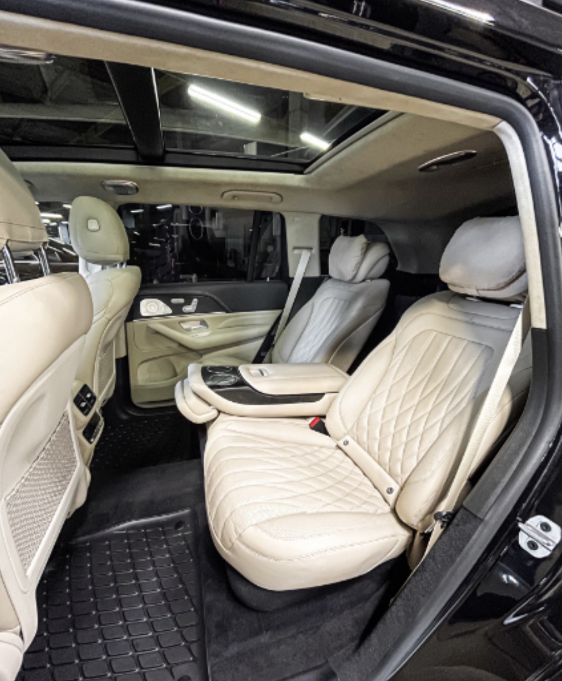 Mercedes GLS  maybach