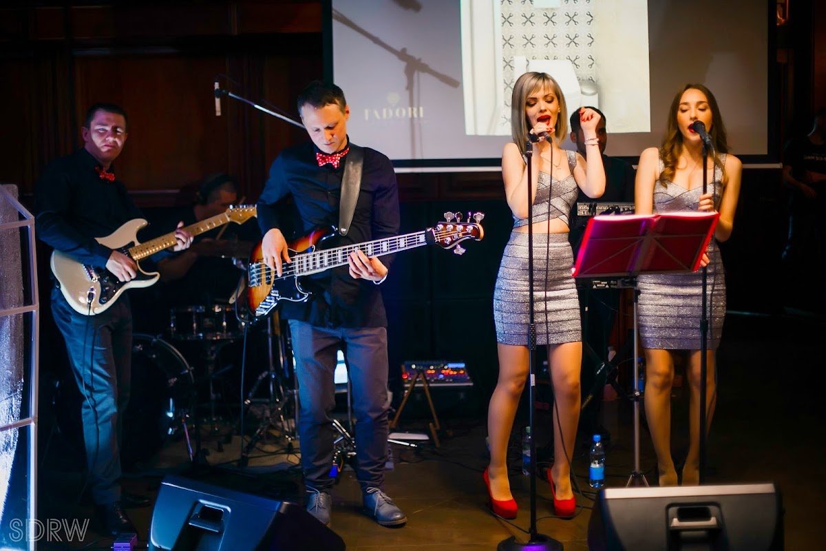 La Muzika Cover Band Live