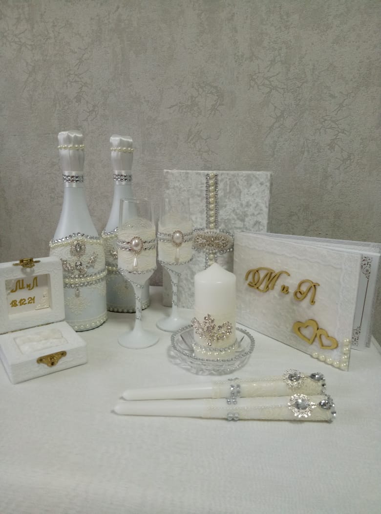 ANNA FORCE DECOR