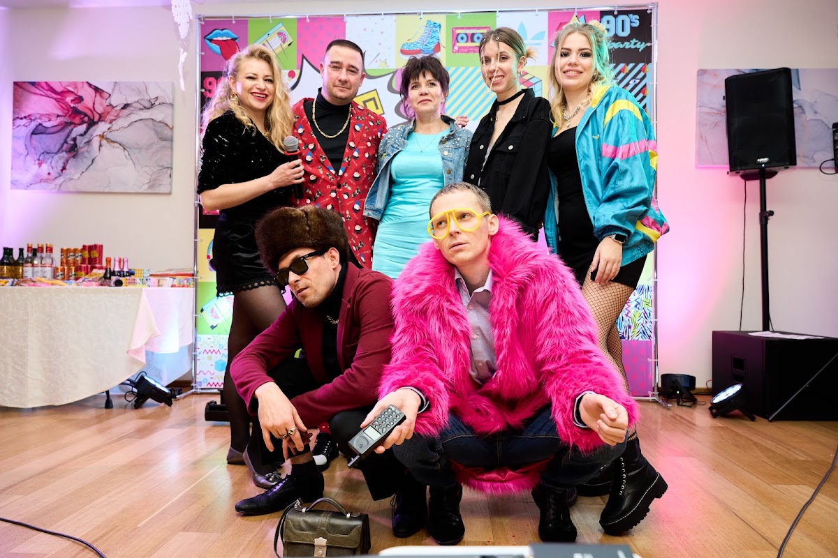 Корпоратив в стиле 90-х