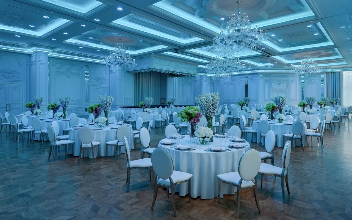Отель Marriott Imperial Plaza