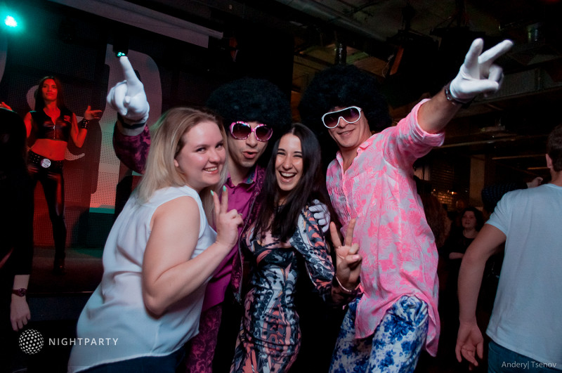 Свадьба, встреча гостей, дискотека.