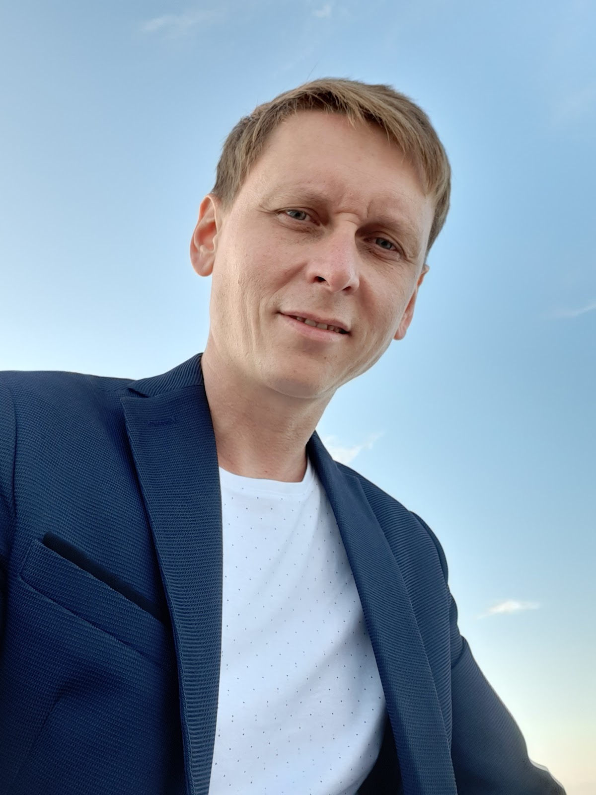 Игорь Шевелев — кадр 2 из 20