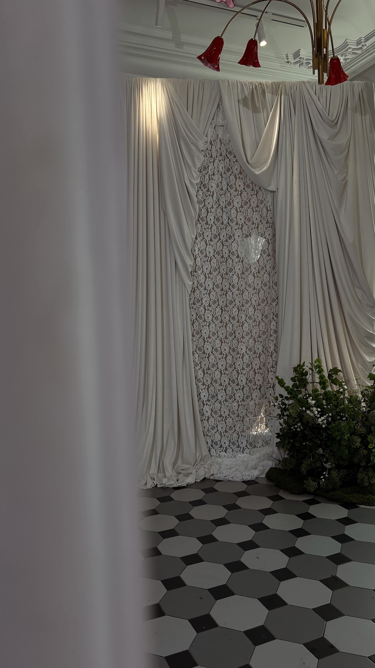 Inflowers decor