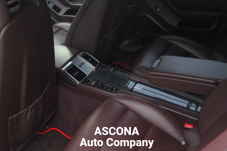 Porcshe panamera