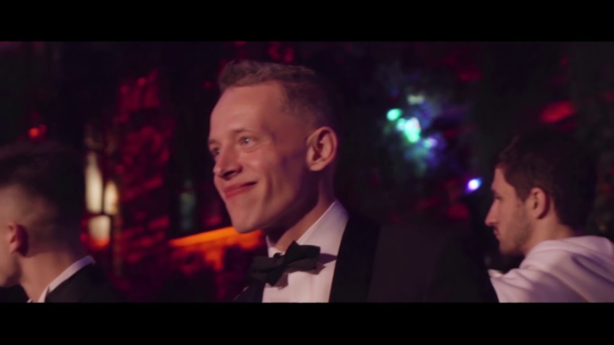 Видео