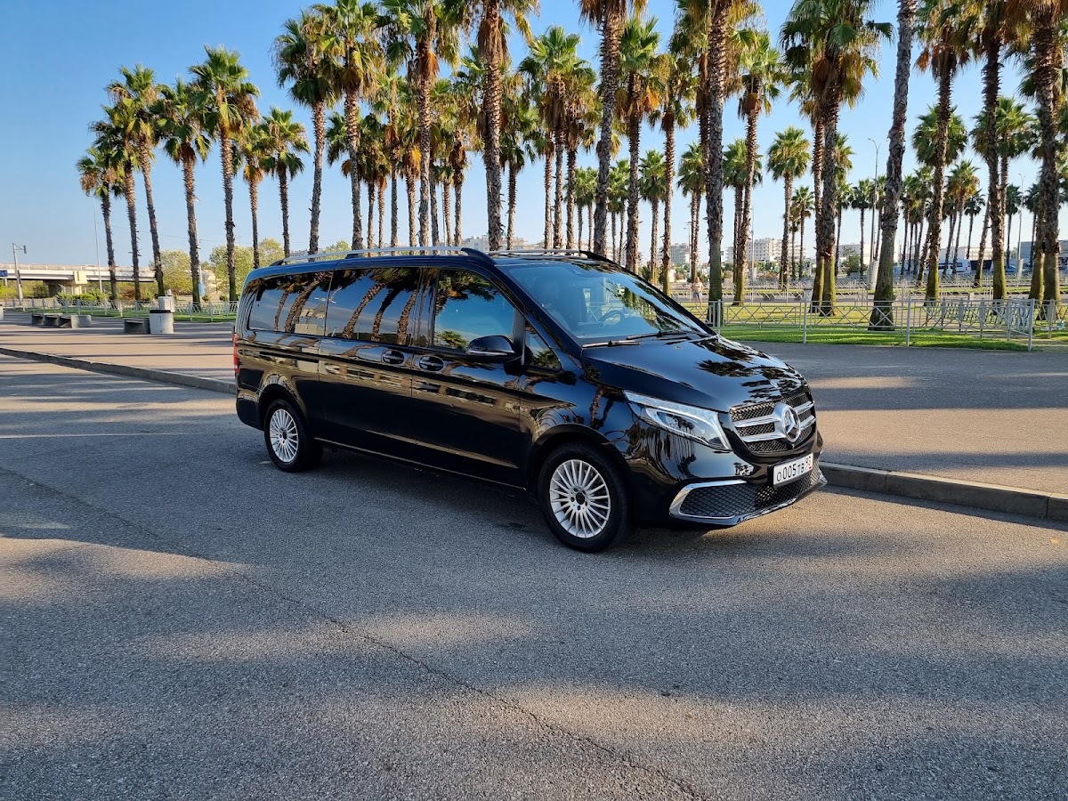 Mercedes V класс — кадр 2 из 3