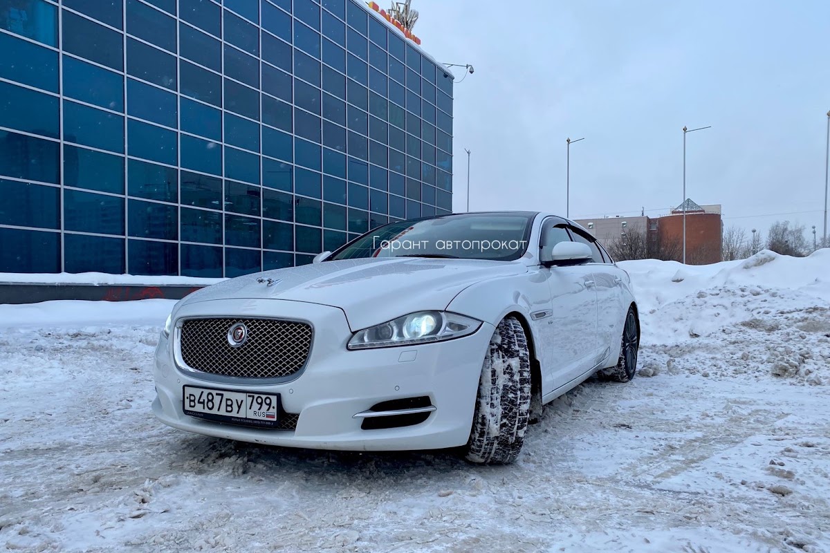 JAGUAR XJ